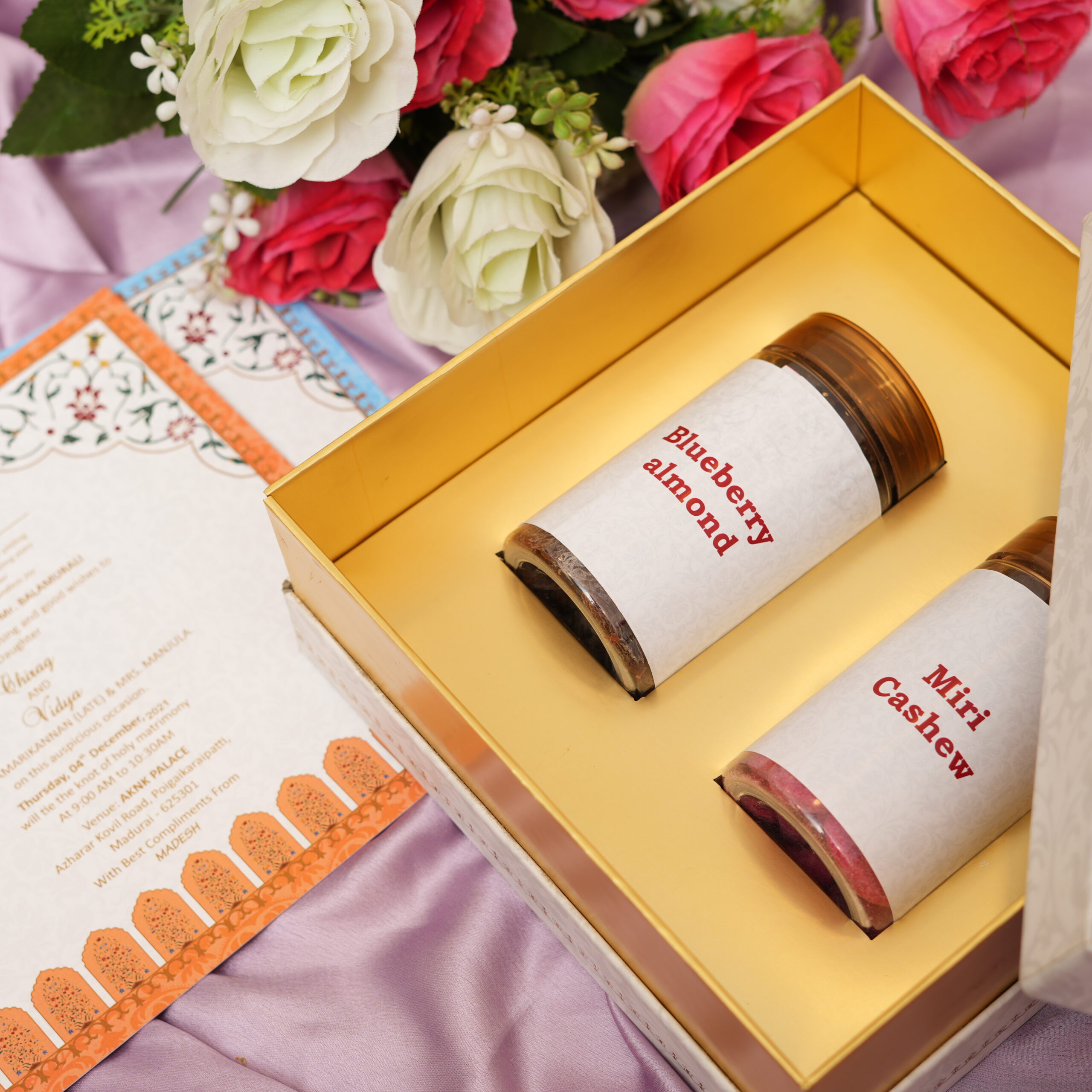 Royal Wedding Invitation Cards detail 1